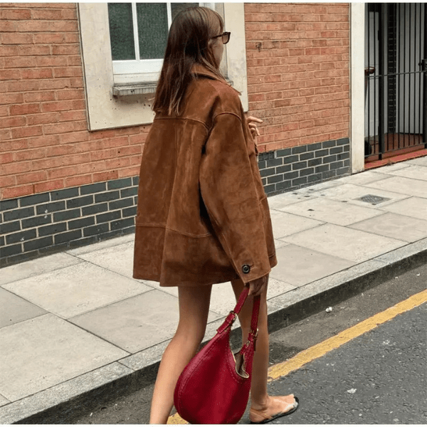 LALUNA | Suede coat with statement silhouette - Liora Melbourne