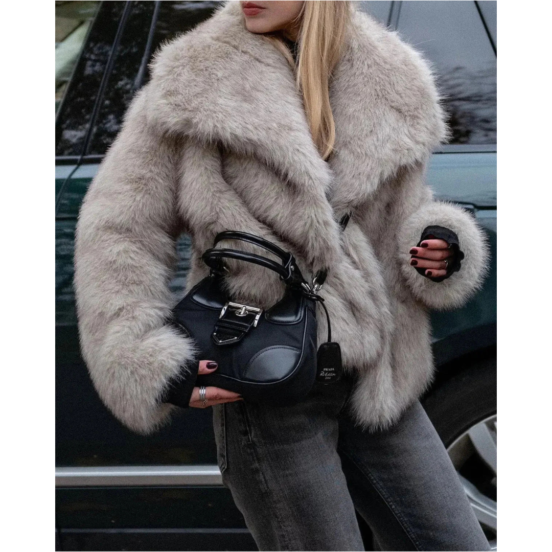 SCARLETT | Faux fur coat with hood - Liora Melbourne