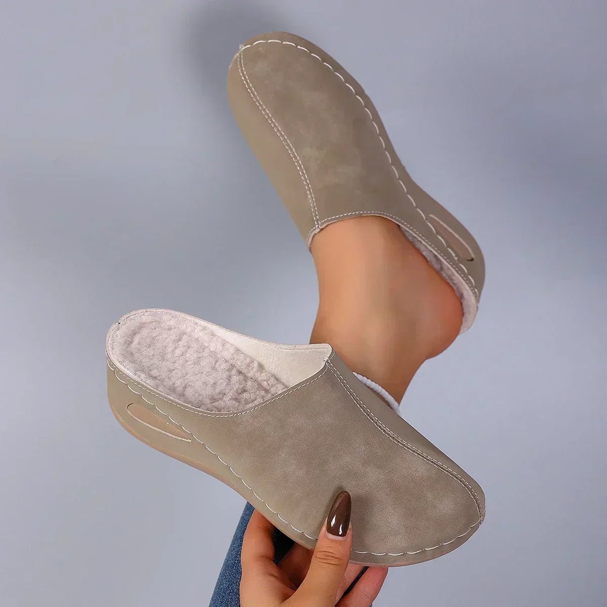 HARPER | Orthopaedic slippers with cushioned footbed - Liora Melbourne