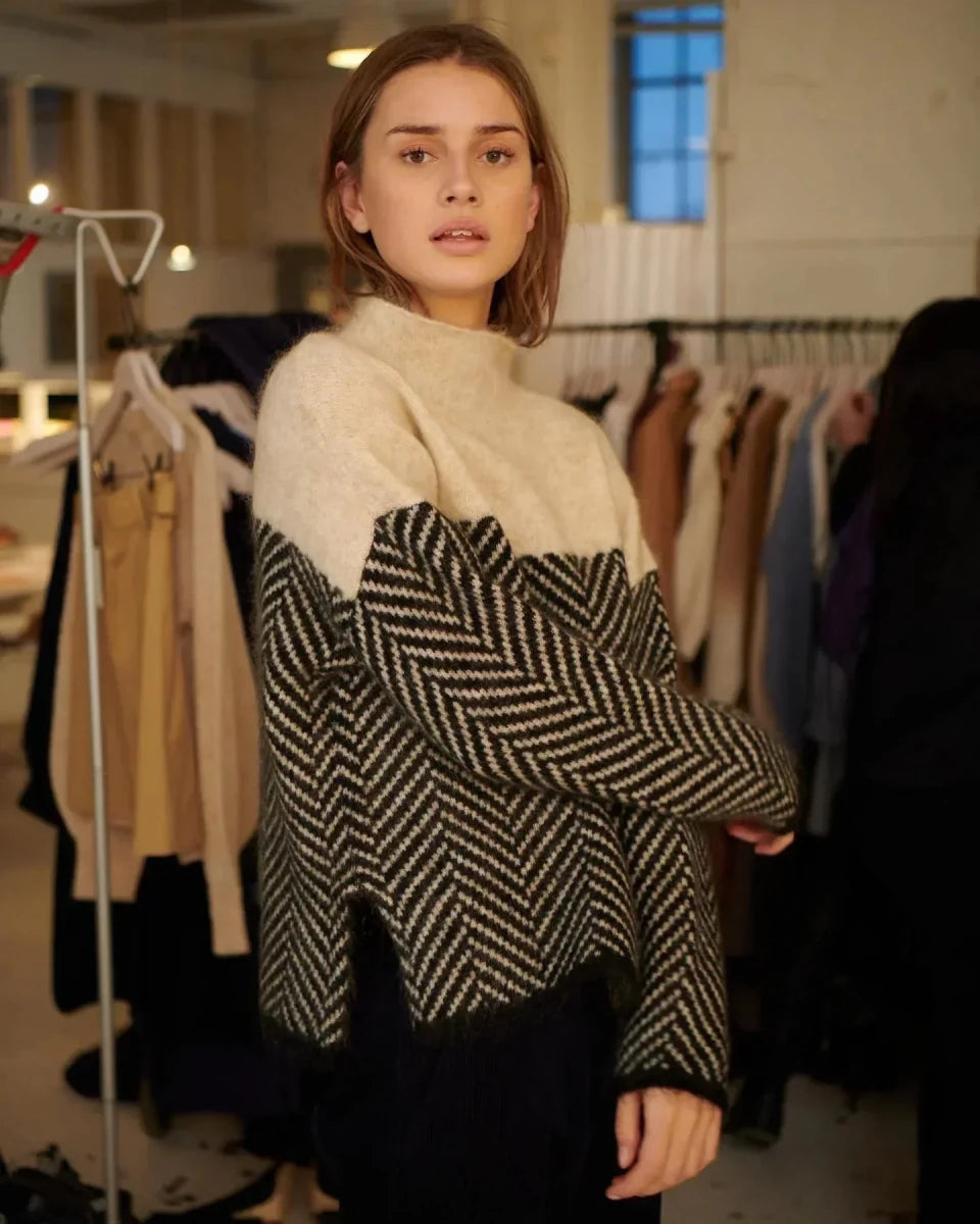 LALUNA | Soft-knit roll-neck jumper - Liora Melbourne
