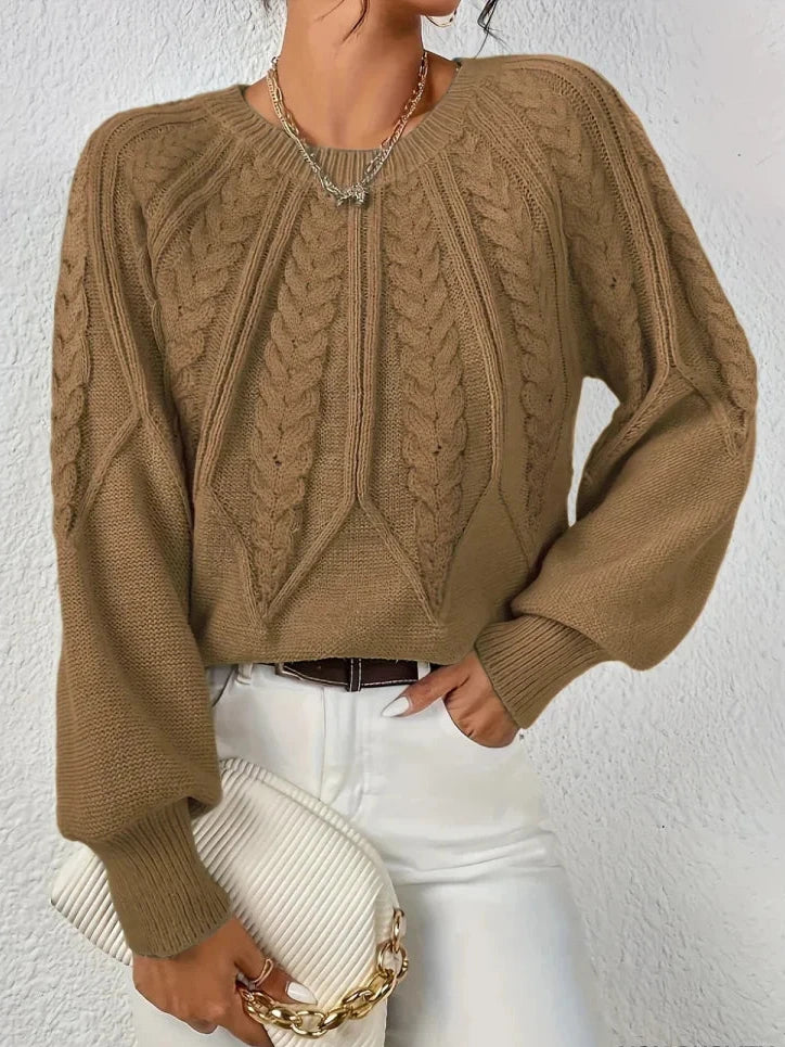 LILY | Knitted jumper with a fitted silhouette - Liora Melbourne