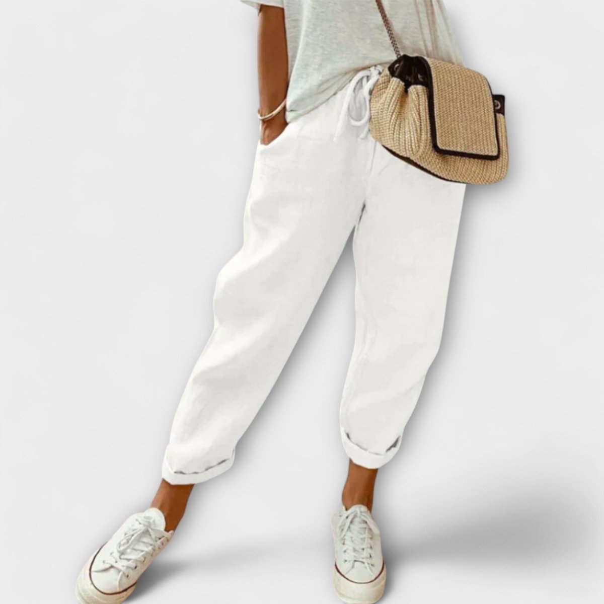 JANELLE | Relaxed trousers in linen blend - Liora Melbourne