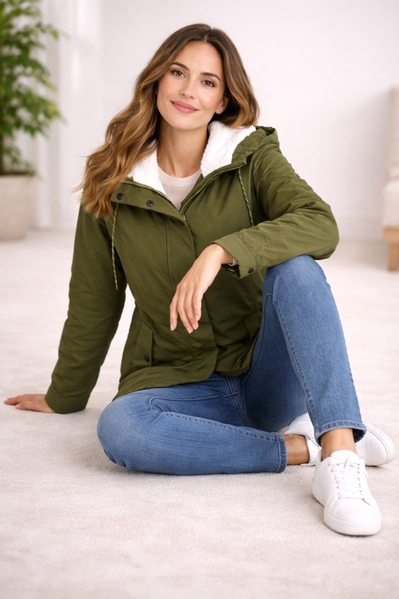 SIENNA | Long winter coat with hood - Liora Melbourne