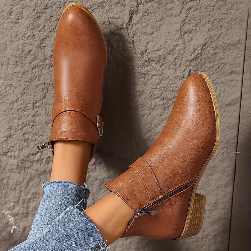 BELLA | Ankle boot with wide toe box - Liora Melbourne