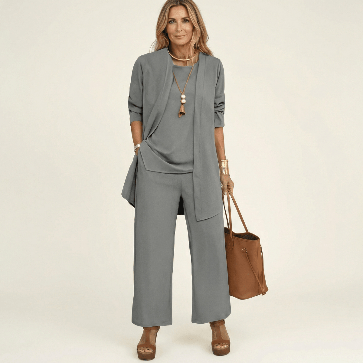 VIVIENNE | Three-piece set with wide-leg trousers - Liora Melbourne